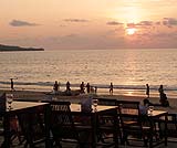 真っ赤な夕日に感激して下さい